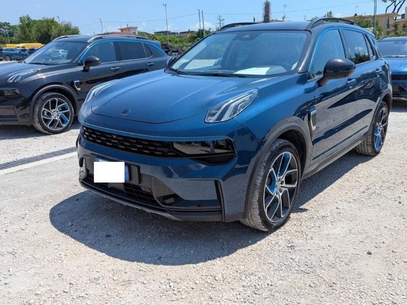 Lynk & Co 01 1.5 Plug-in Hybrid — zdjęcie 7