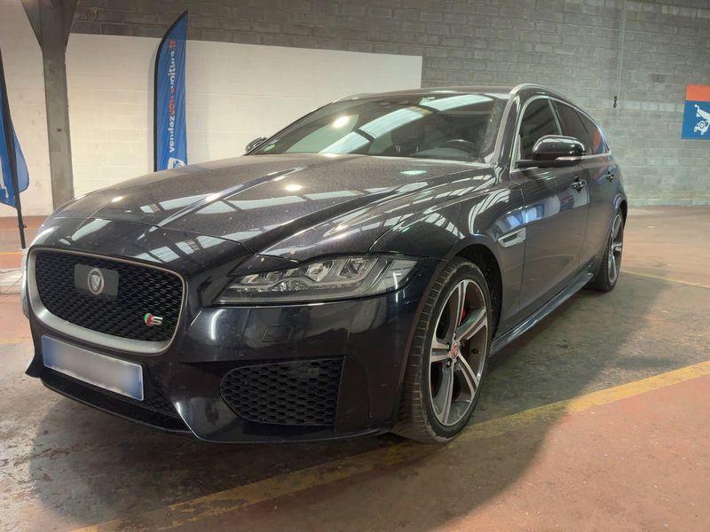 Jaguar XF 30d First Edition