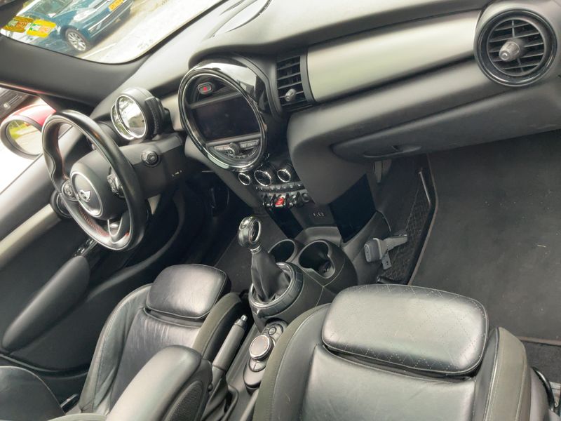 MINI Cooper — zdjęcie 12