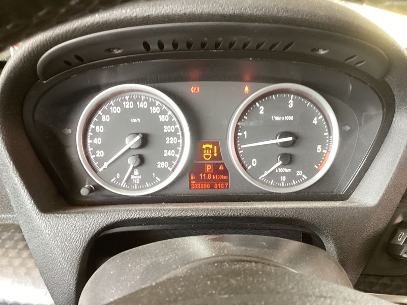 BMW X6 xDrive 40d — zdjęcie 13