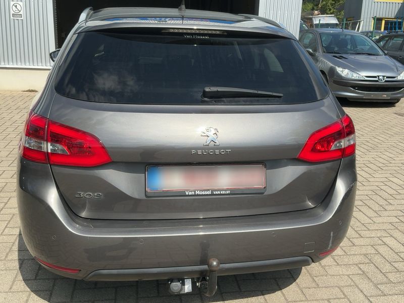 Peugeot 308 1.5 Blue-HDi Allure 2021 – снимка 7