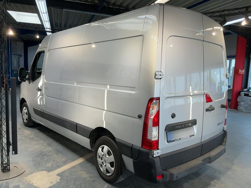 Renault Master 2.3 dCi L2H2 HKa 3,5 Komfort — zdjęcie 3