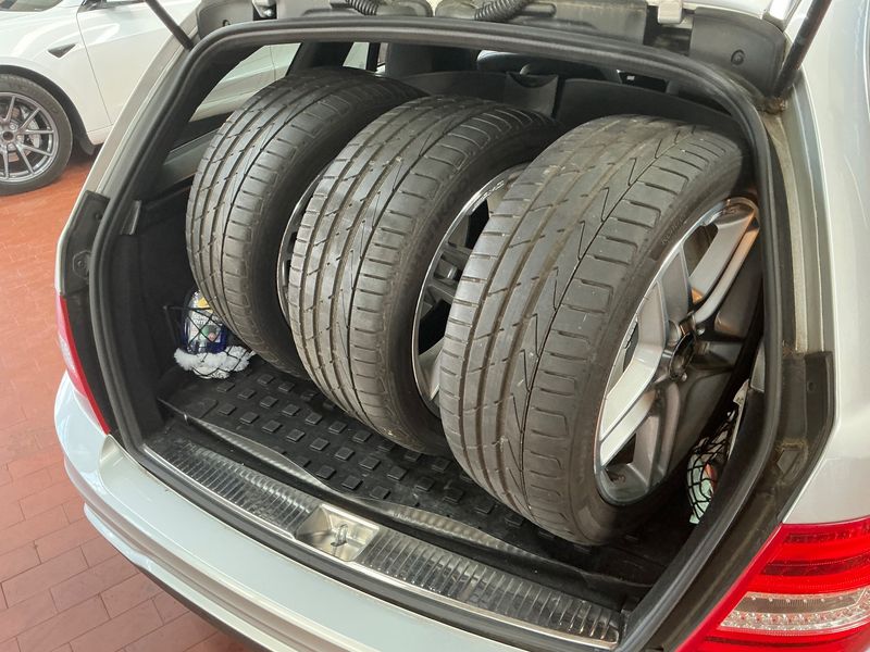 Mercedes-Benz C-Klasse C 200 CDI T BlueEfficiency Avantgarde 2012 – снимка 15