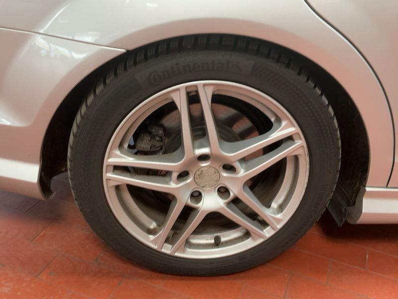 Mercedes-Benz C-Klasse C 200 CDI T BlueEfficiency Avantgarde 2012 – снимка 9