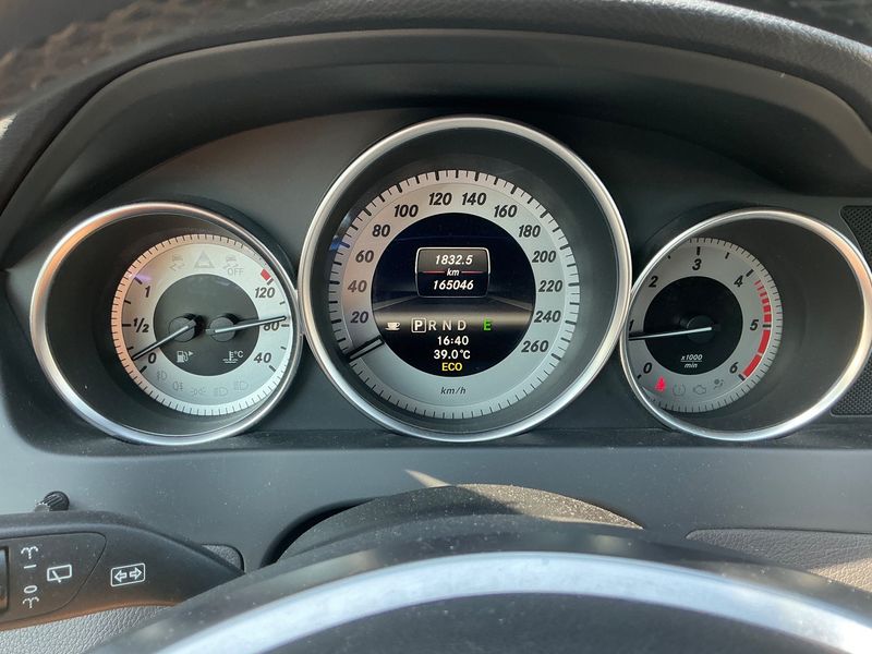 Mercedes-Benz C-Klasse C 200 CDI T BlueEfficiency Avantgarde 2012 – снимка 19