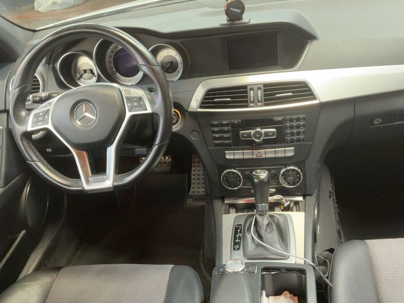 Mercedes-Benz C-Klasse C 200 CDI T BlueEfficiency Avantgarde 2012 – снимка 18