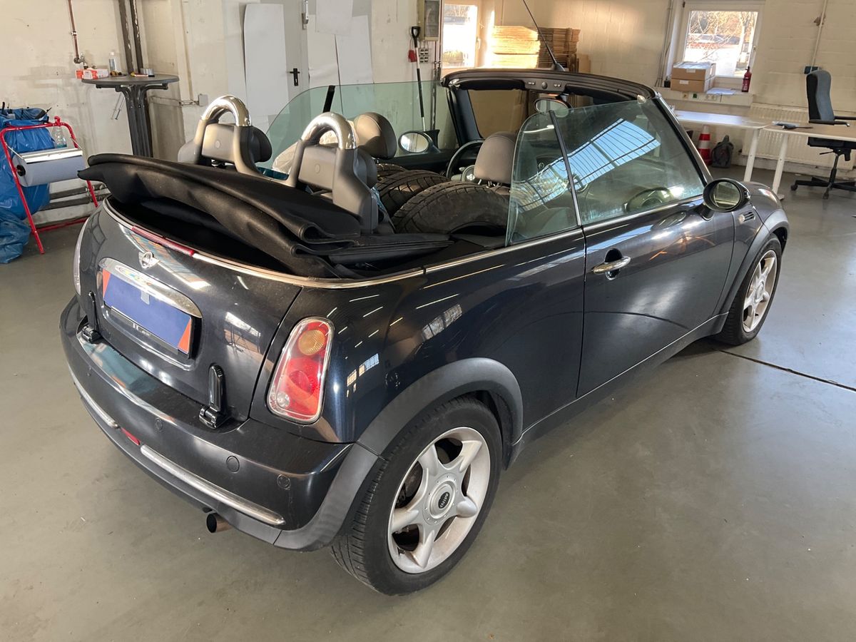 MINI Cabrio Cooper