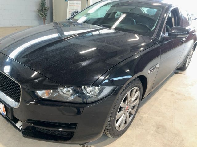 Jaguar XE 20d Prestige