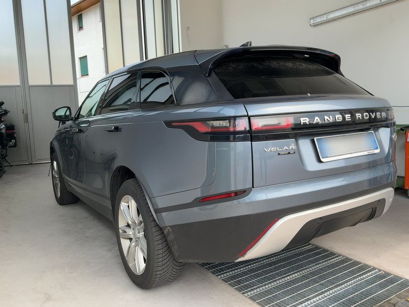 Land Rover Range Rover Velar 2.0 Diesel SE — zdjęcie 3