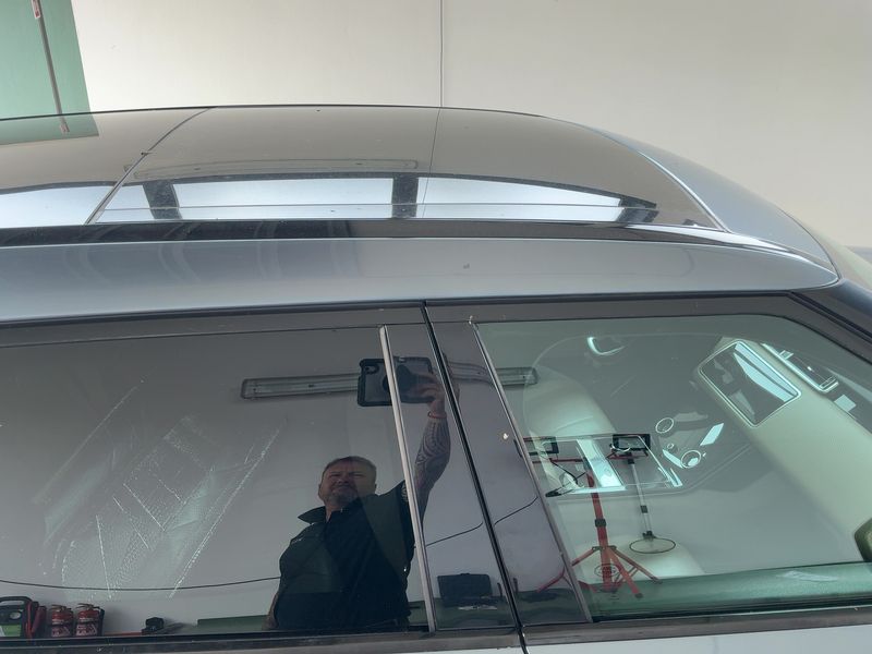 Land Rover Range Rover Velar 2.0 Diesel SE 2019 – снимка 13