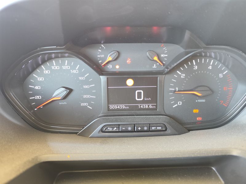 Peugeot Rifter 1.5 Blue-HDi Allure Business — zdjęcie 12