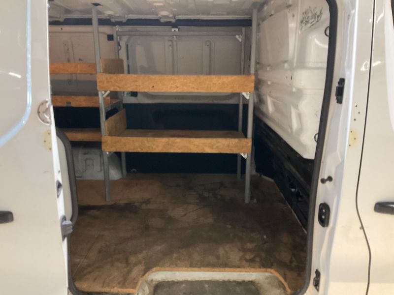 Renault Trafic 1.6 dCi L1H1 2,7t Komfort 2018 – снимка 19