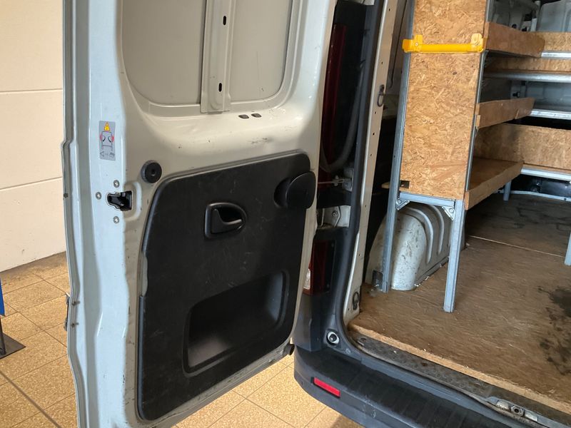 Renault Trafic 1.6 dCi L1H1 2,7t Komfort 2018 – снимка 39