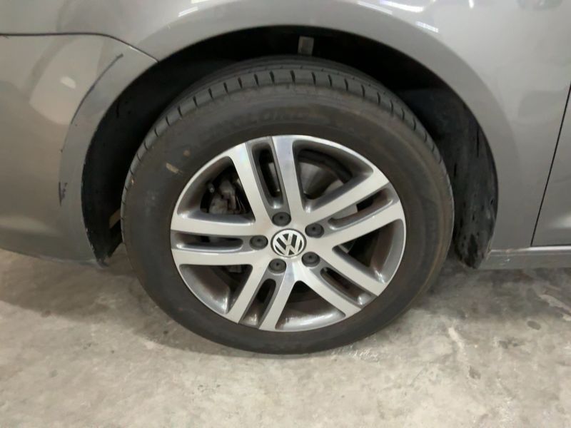 Volkswagen Touran 2.0 TDI Trendline 2009 – снимка 3