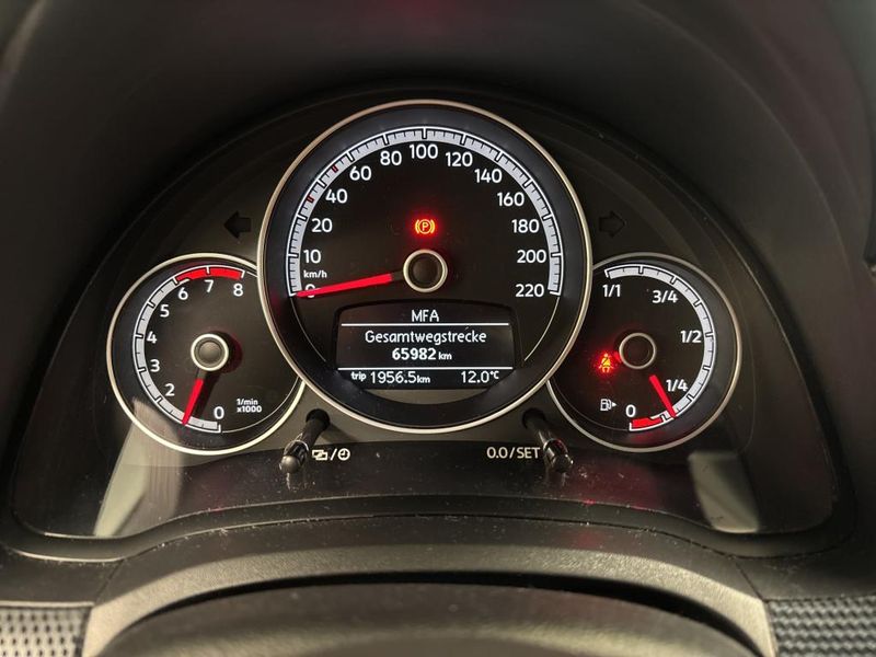 Volkswagen up! 1.0 — zdjęcie 17