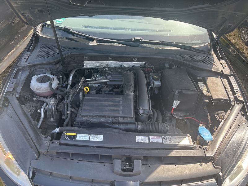 Volkswagen Golf VII 1.2 TSI Trendline BlueMotion Tech 2013 – снимка 8