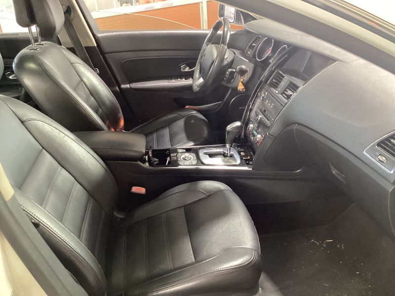 Renault Latitude 3.0 dCi Initiale 2011 – снимка 3