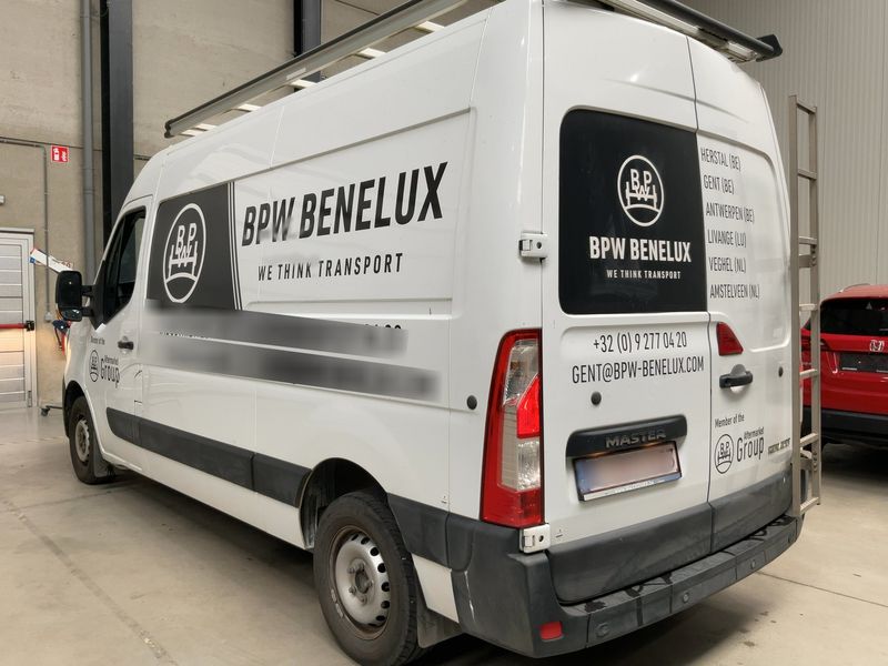 Renault Master 2.3 BLUE dCi L2H2 3,3 Grand Confort — zdjęcie 3