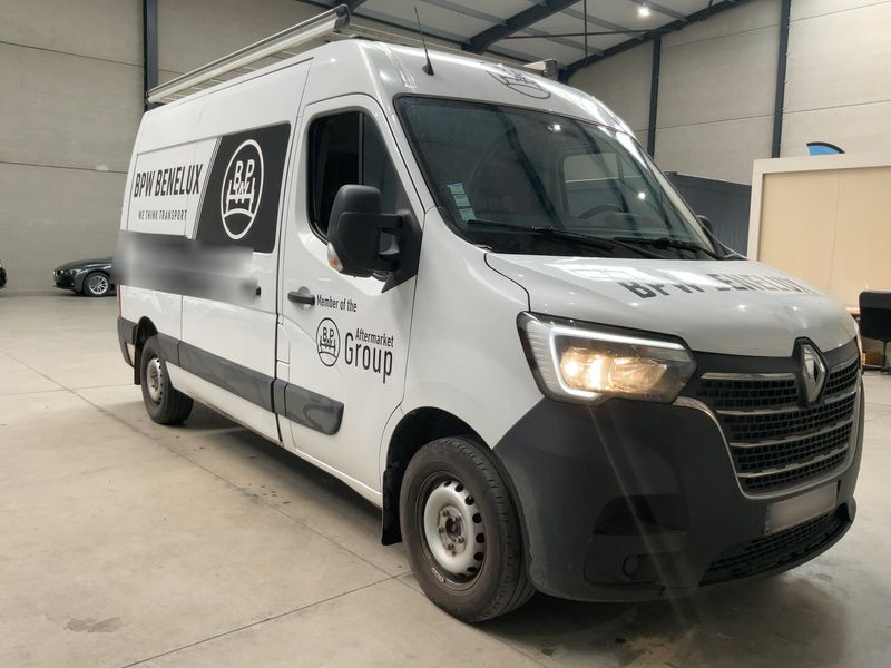 Renault Master 2.3 BLUE dCi L2H2 3,3 Grand Confort — zdjęcie 8