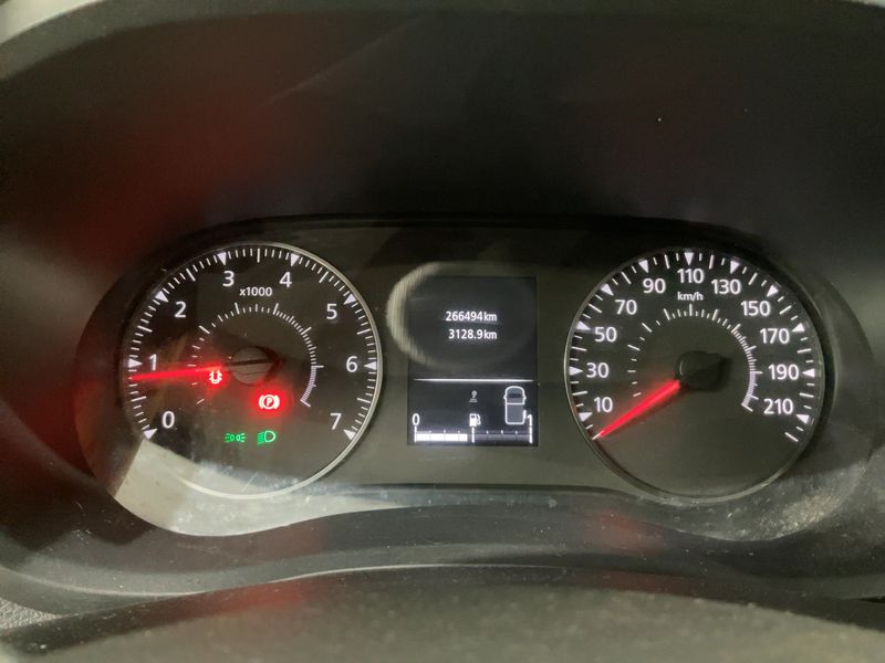 Renault Master 2.3 BLUE dCi L2H2 3,3 Grand Confort — zdjęcie 13