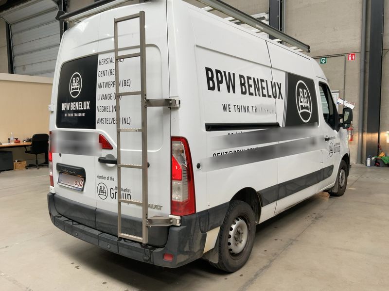 Renault Master 2.3 BLUE dCi L2H2 3,3 Grand Confort — zdjęcie 6