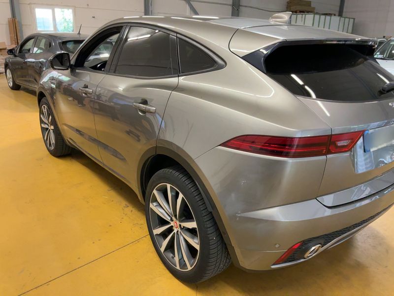 Jaguar E-Pace P250 R-Dynamic HSE AWD — zdjęcie 3