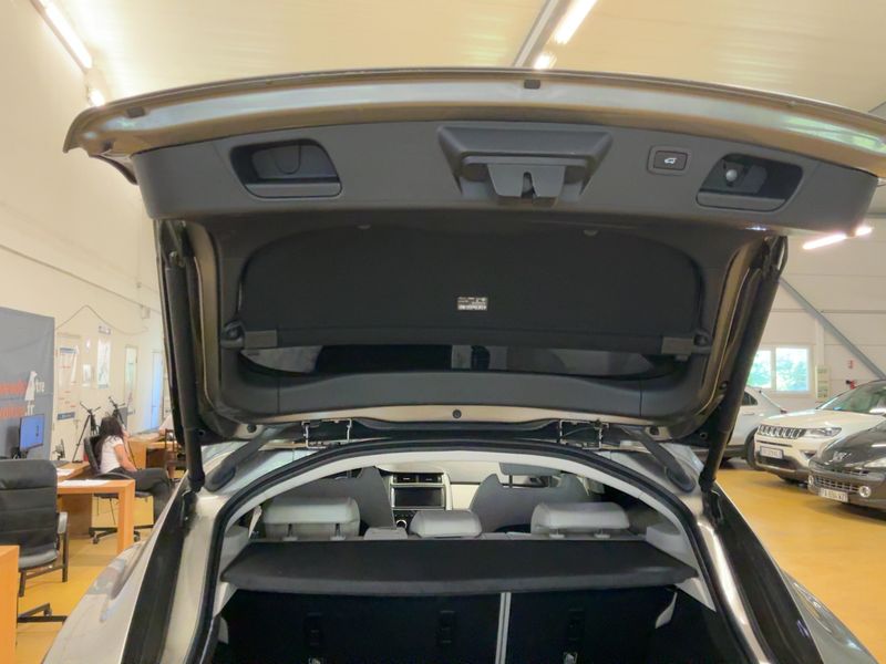 Jaguar E-Pace P250 R-Dynamic HSE AWD — zdjęcie 10