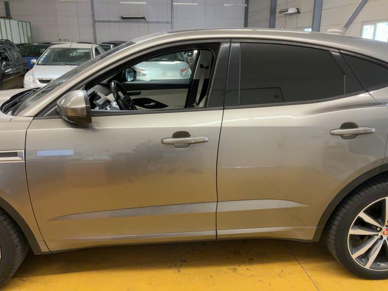 Jaguar E-Pace P250 R-Dynamic HSE AWD — zdjęcie 4