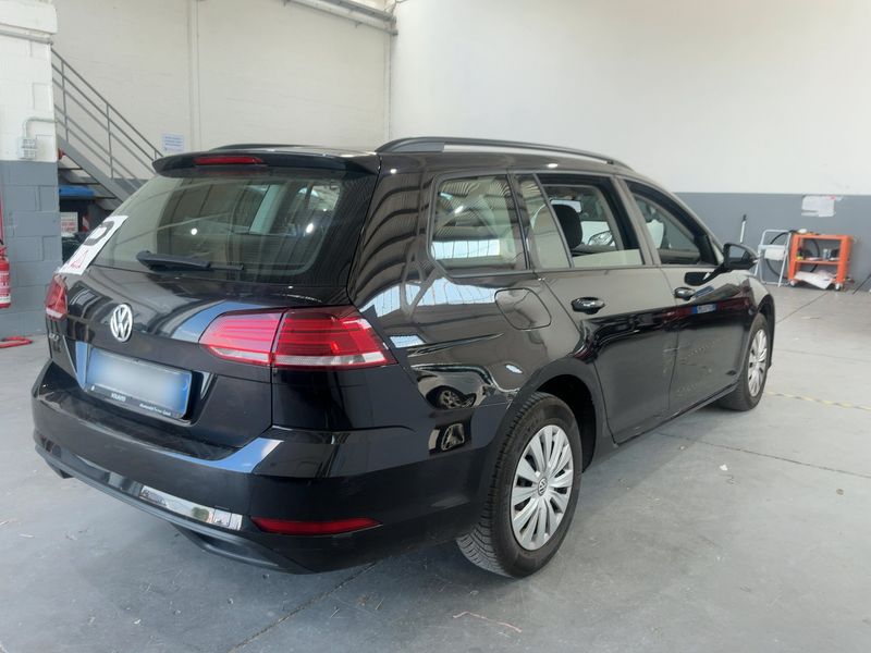 Volkswagen Golf VII 1.6 TDI Trendline BlueMotion Tech 2018 – снимка 8