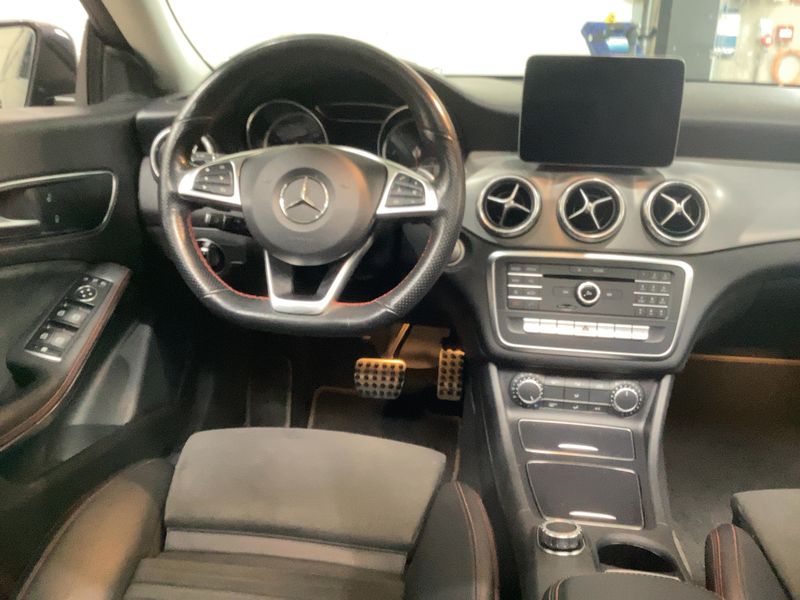 Mercedes-Benz CLA-Klasse CLA 200 Shooting Brake AMG Line — zdjęcie 12