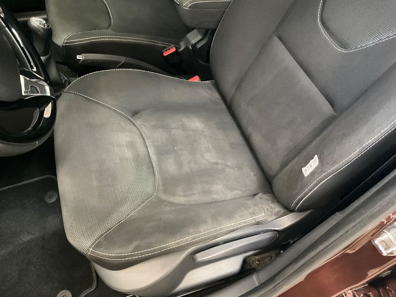 Renault Clio 1.5 dCi Energy Zen 2014 – снимка 28