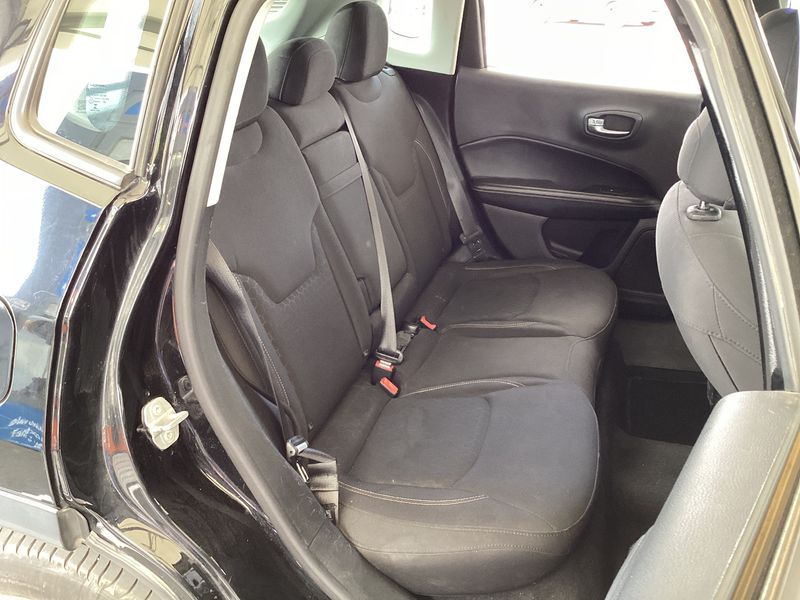 Jeep Compass 1.6 M-Jet Longitude FWD — zdjęcie 14