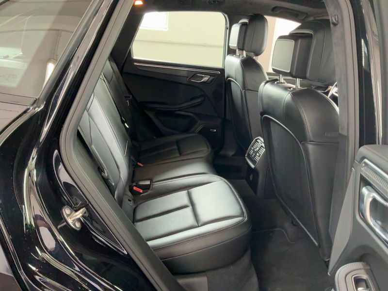 Porsche Macan Turbo — zdjęcie 14