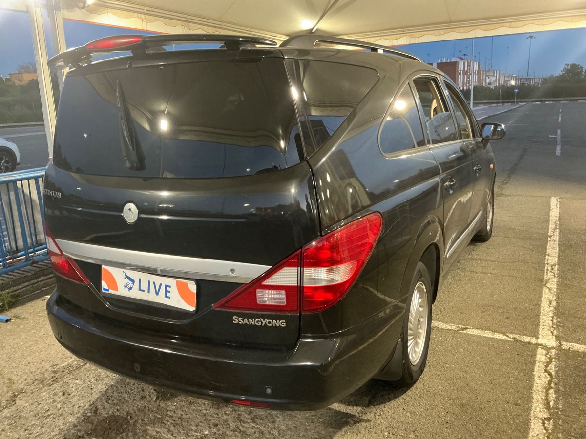 Ssangyong Rodius d'occasion