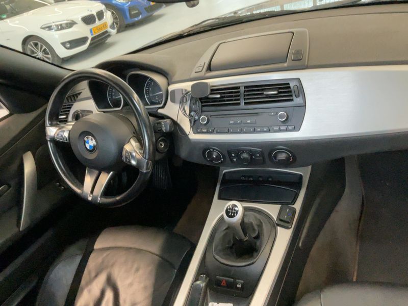 BMW Z4 2.5i — zdjęcie 12