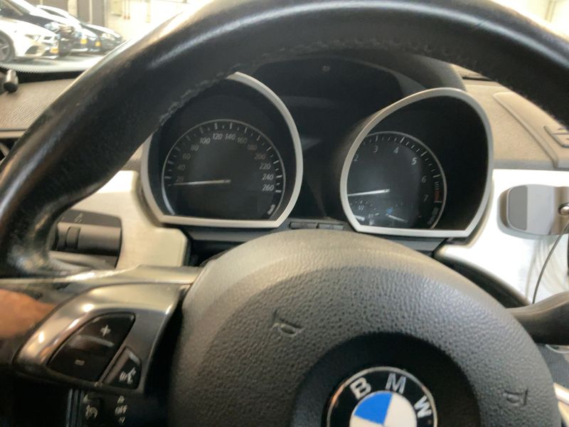 BMW Z4 2.5i — zdjęcie 13