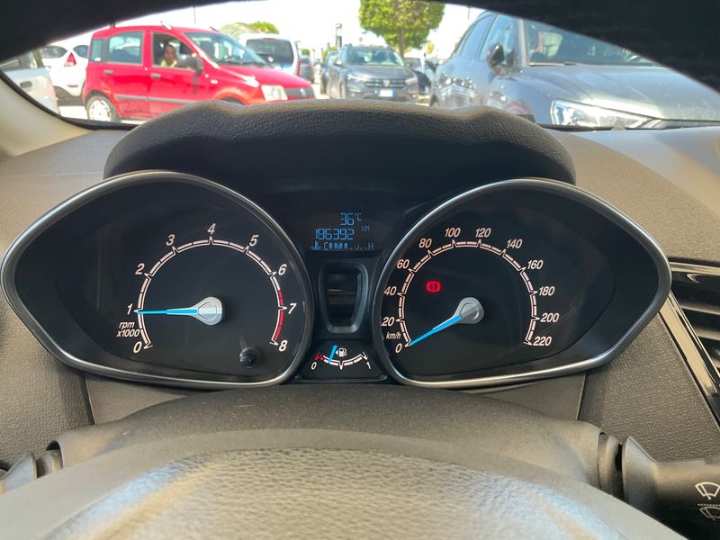 Ford Fiesta 1.0 Titanium — zdjęcie 4
