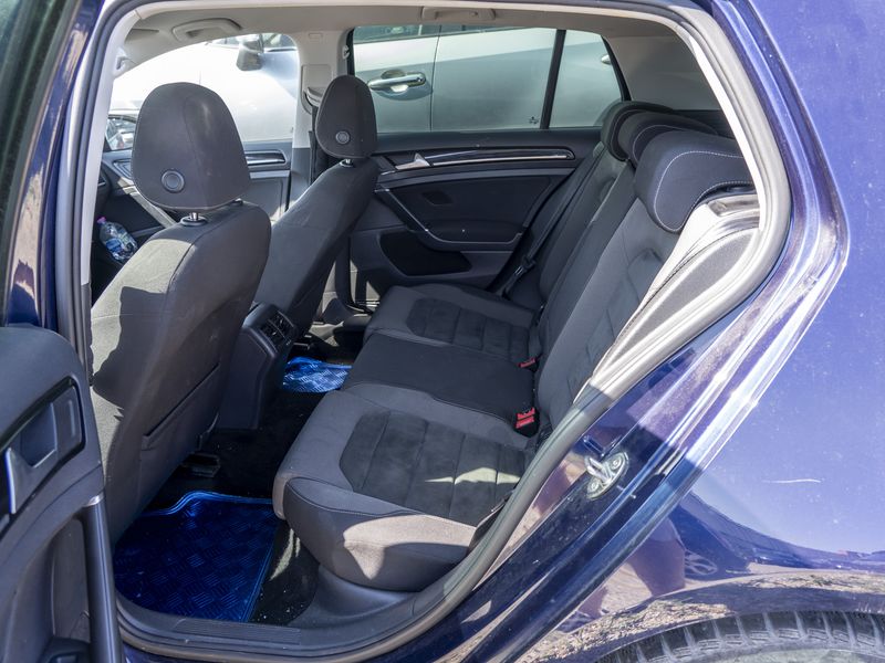 Volkswagen Golf VII 2.0 TDI Highline 4Motion BlueMotion Tech 2018 – снимка 13