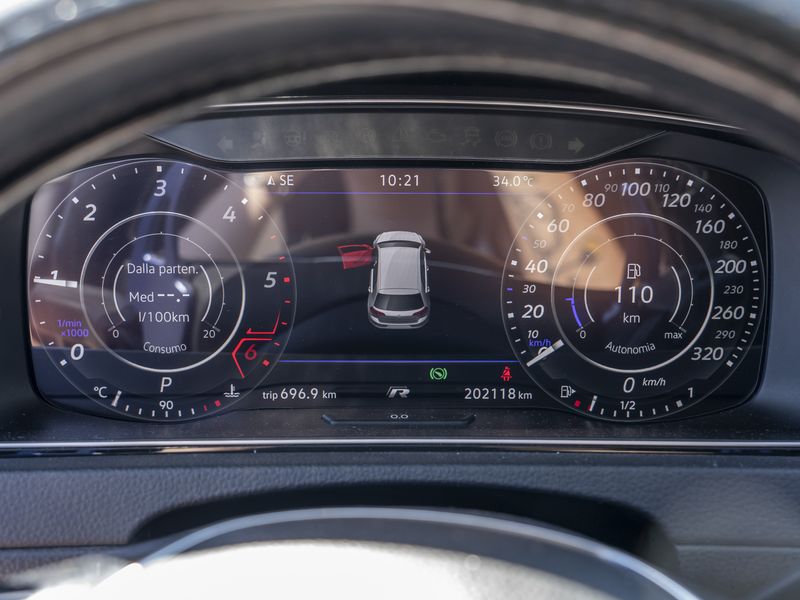 Volkswagen Golf VII 2.0 TDI Highline 4Motion BlueMotion Tech 2018 – снимка 12