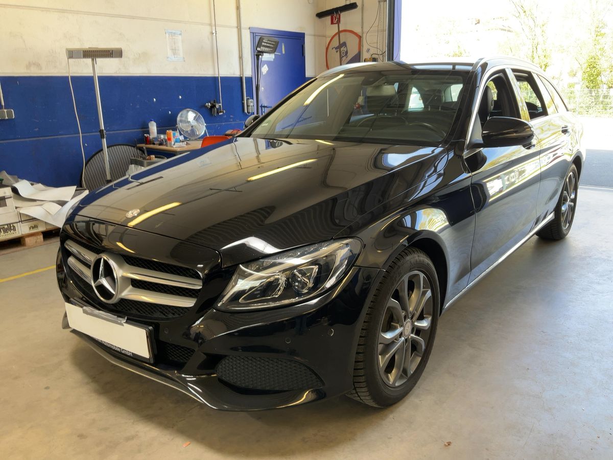 Mercedes-Benz C-Klasse 2015 — photo 1