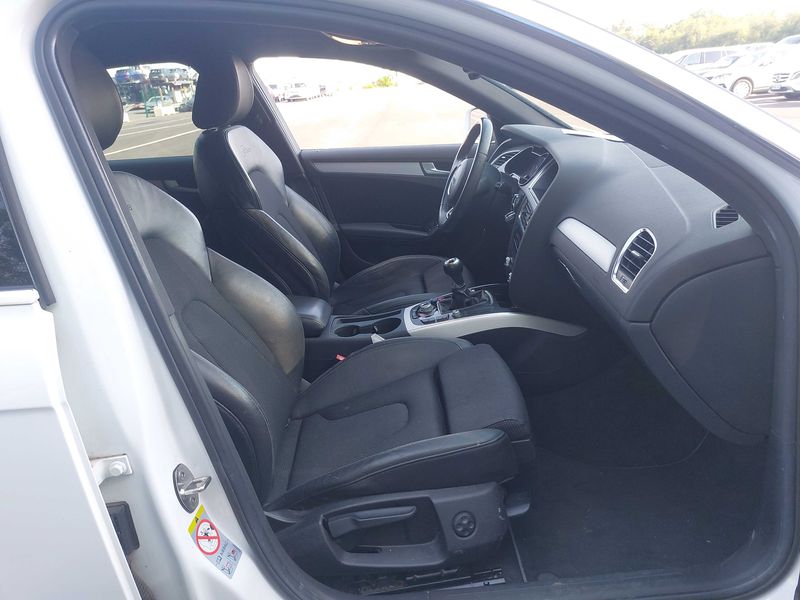 Audi A4 2.0 TDI S line 2012 – снимка 10