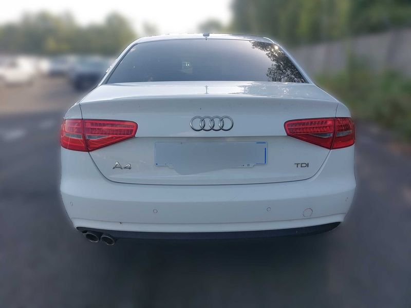 Audi A4 2.0 TDI S line 2012 – снимка 4