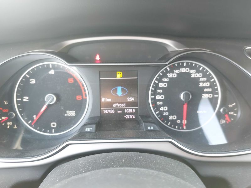 Audi A4 2.0 TDI S line 2012 – снимка 12