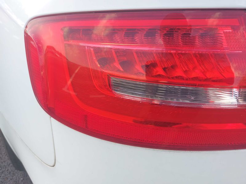 Audi A4 2.0 TDI S line 2012 – снимка 32