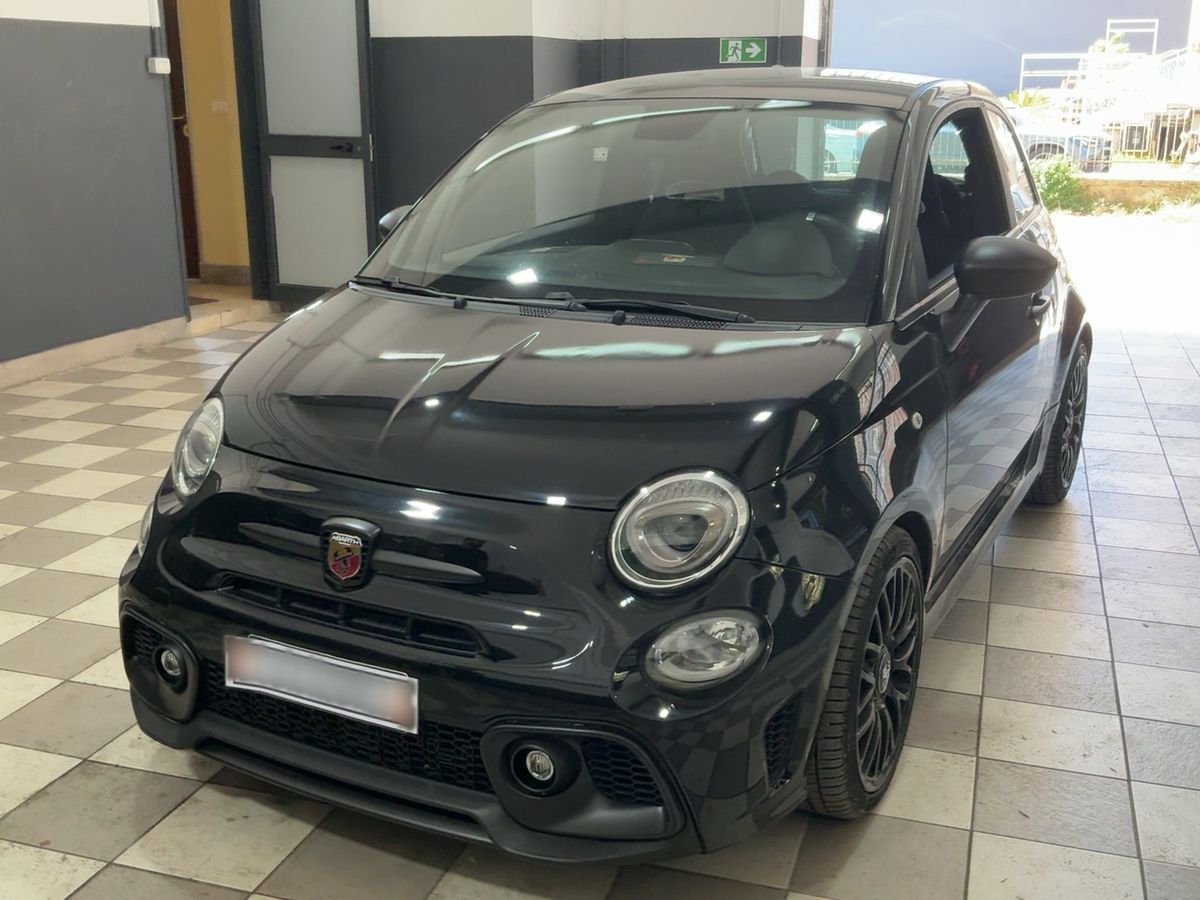 Abarth 595 2023