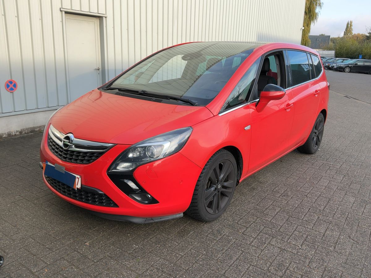 Opel Zafira Tourer 1.6 SIDI Turbo Cosmo