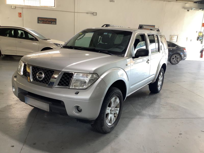 Nissan Pathfinder 2.5 dCi Comfort
