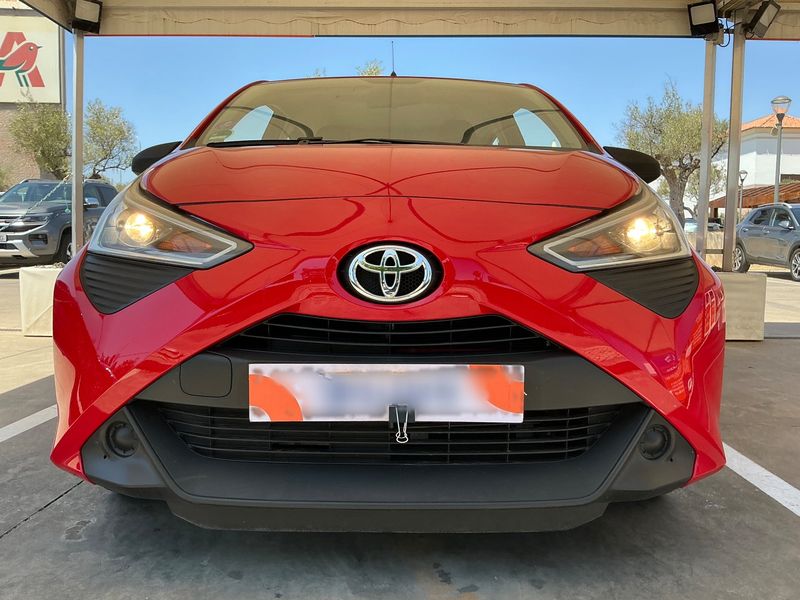 Toyota Aygo 1.0 VVT-i X 2020 – снимка 14