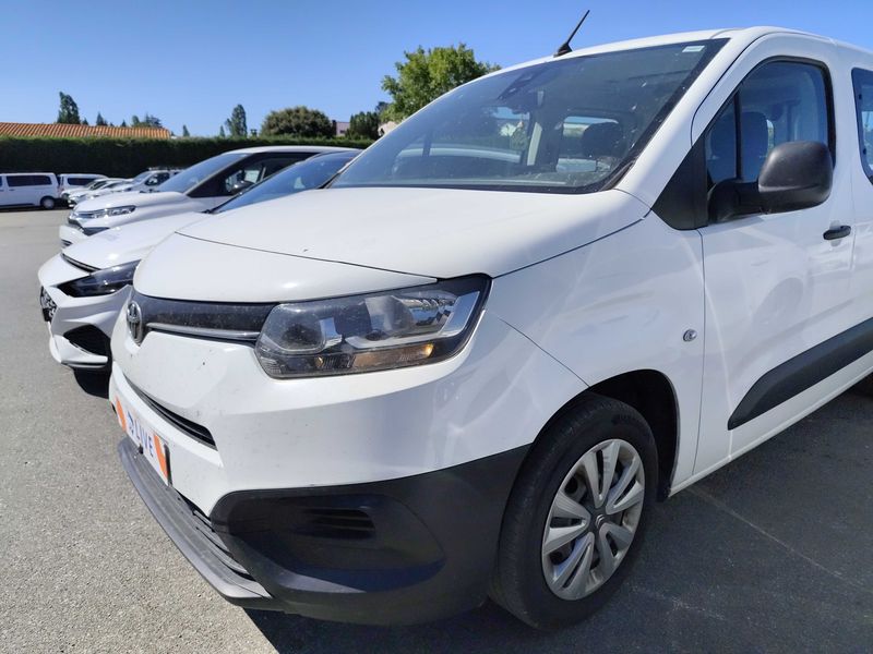 Toyota ProAce City Verso 1.5 D-4D L1 Family Active — zdjęcie 2