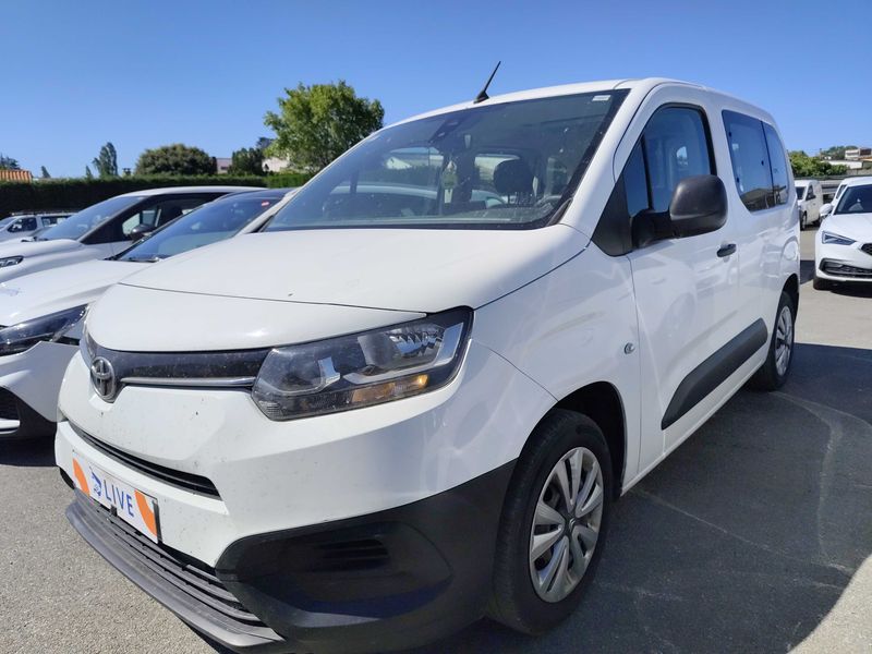 Toyota ProAce City Verso 1.5 D-4D L1 Family Active